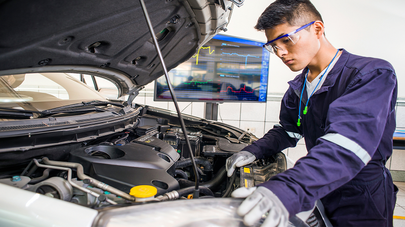 Estudiar Mecánica Automotriz: 6 Beneficios Profesionales - Benefimundo