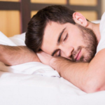 Dormir Boca Abajo: 5 Beneficios Y Riesgos Para La Salud
